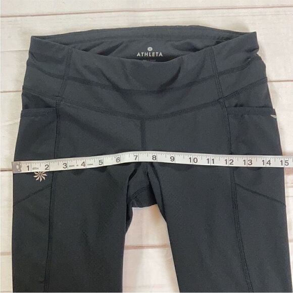 Athleta Be Free Knicker Crop Leggings - Picture 8 of 12